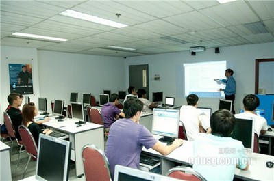 教育智能化浪潮下，申請楷博高等教育學(xué)院的留學(xué)條件全解析
